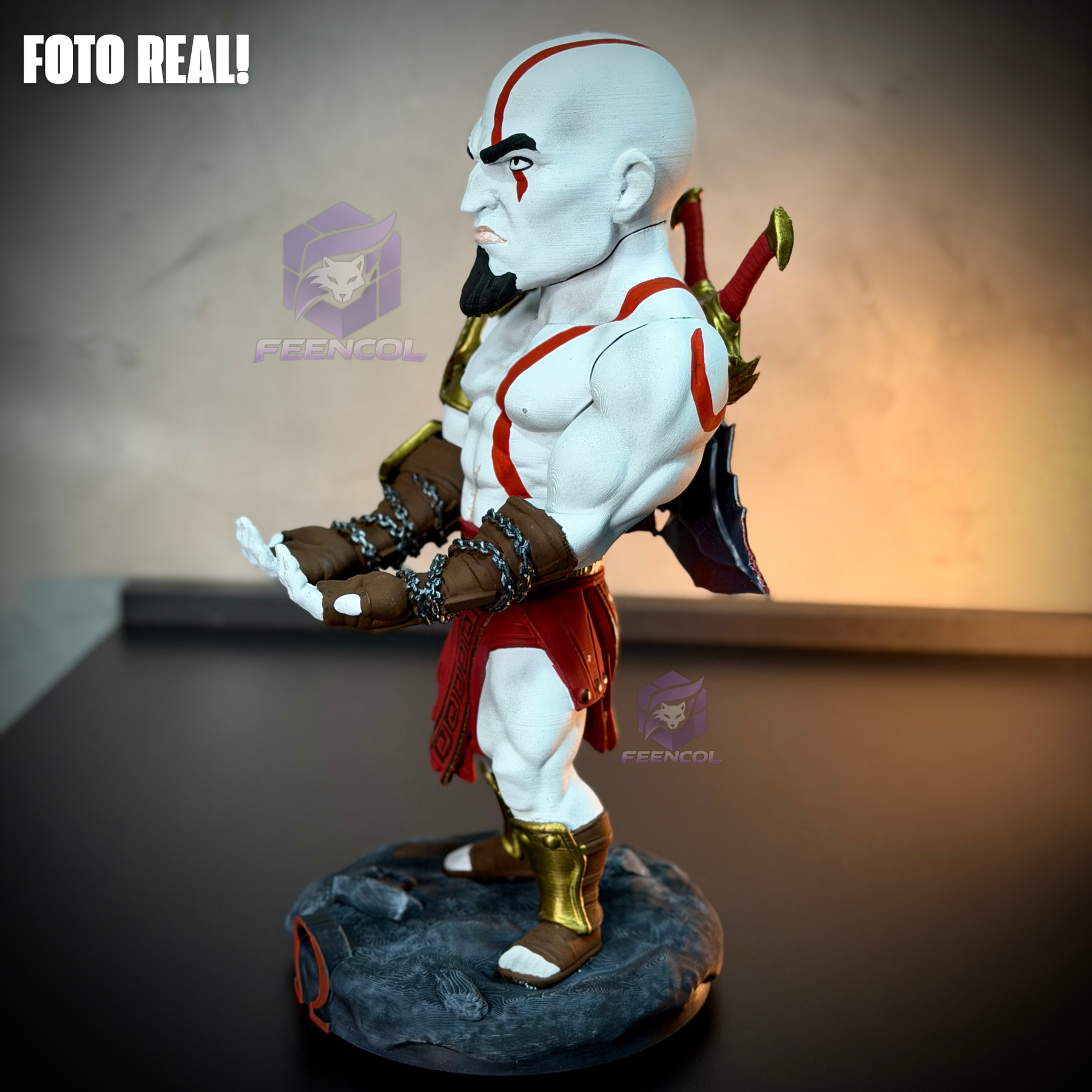 Suporte SUPER Premium Para Controle de Playstation e Xbox Kratos Jovem de luxo  pintado a mão Pronta Entrega com chaveiro de brinde